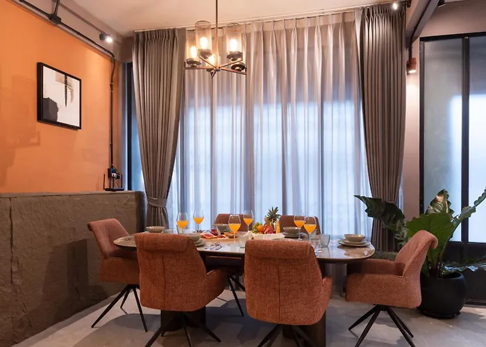 Проживание в семье 35m²thonglor Kingbed/balcony/wifi500mbs/laundry